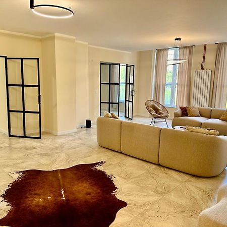המבורג Sanierte 5 Zimmer Luxus Standard Apartment Auf 350Qm מראה חיצוני תמונה
