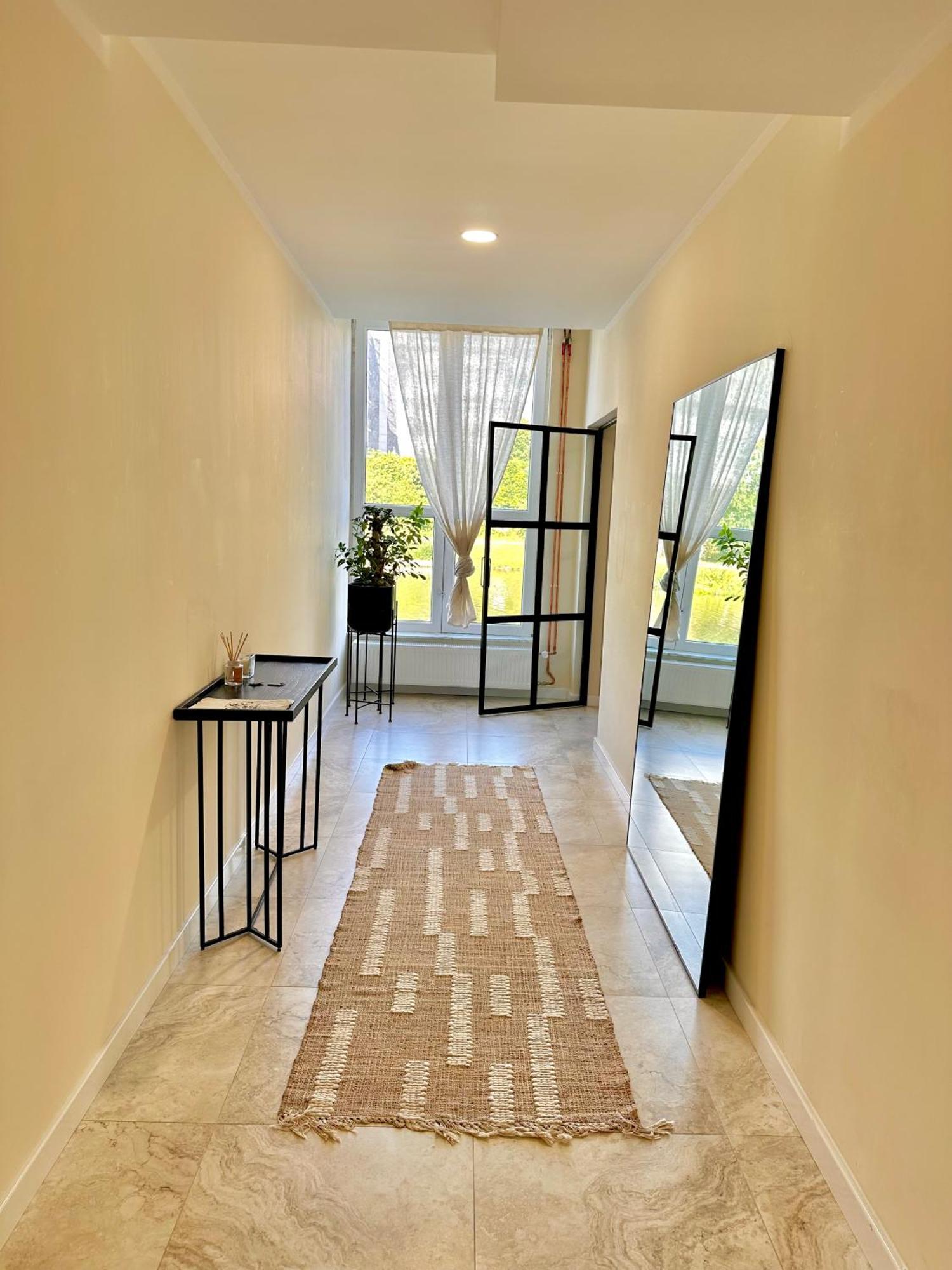 המבורג Sanierte 5 Zimmer Luxus Standard Apartment Auf 350Qm מראה חיצוני תמונה